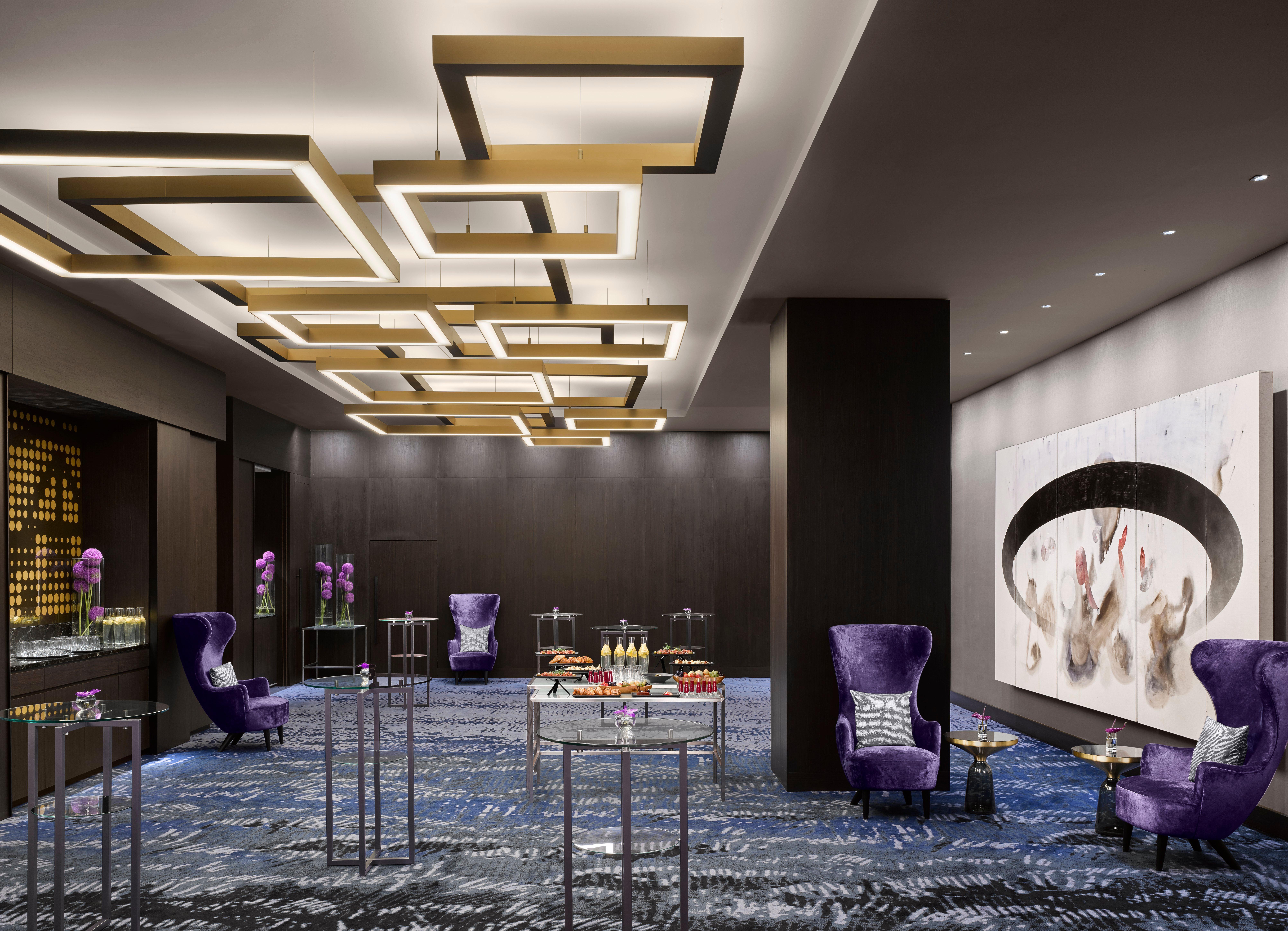 Intercontinental - Ljubljana By Ihg Hotel Exterior foto The W Lounge at Beijing Capital International Airport