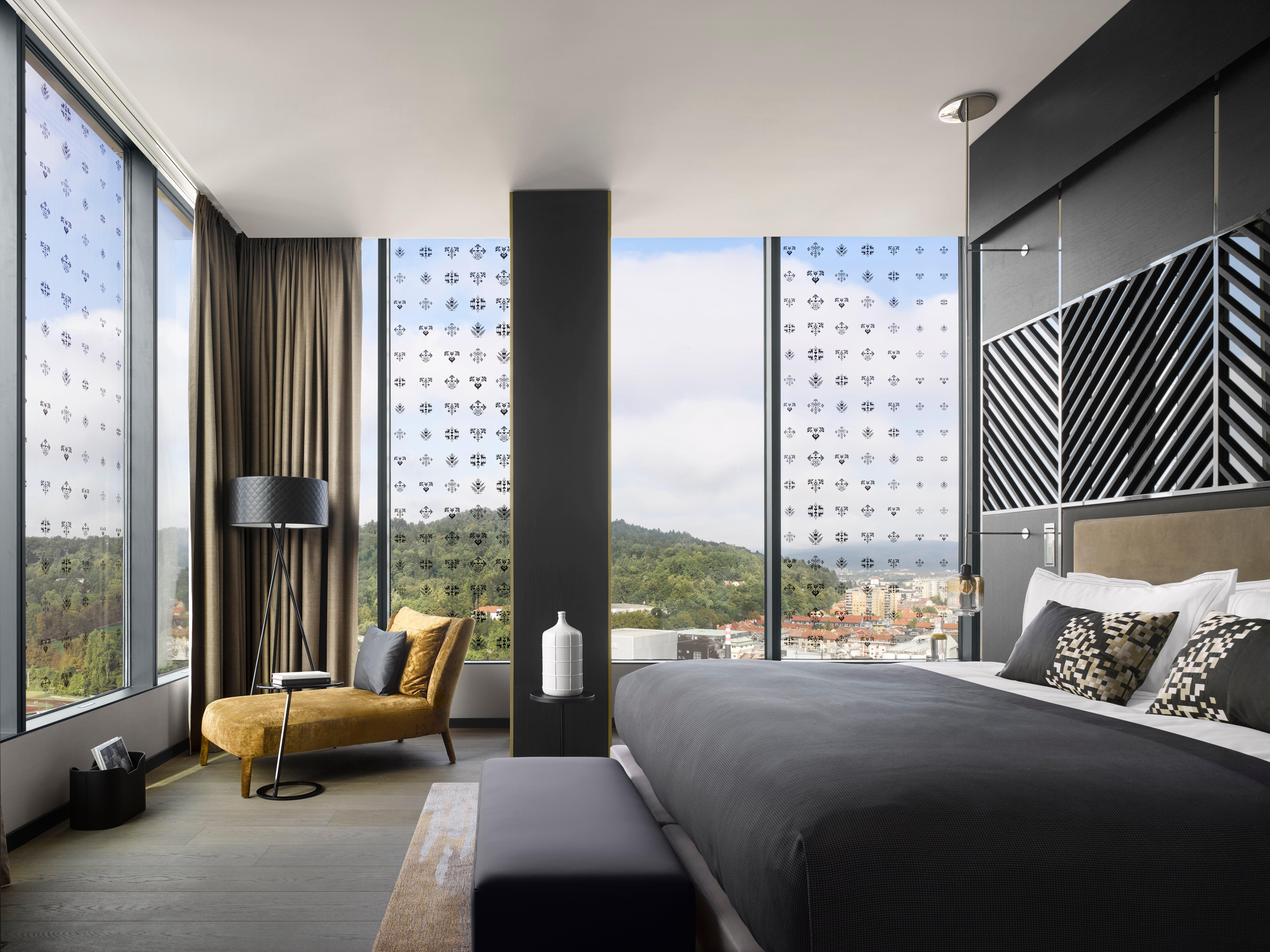 Intercontinental - Ljubljana By Ihg Hotel Exterior foto A bedroom at the hotel