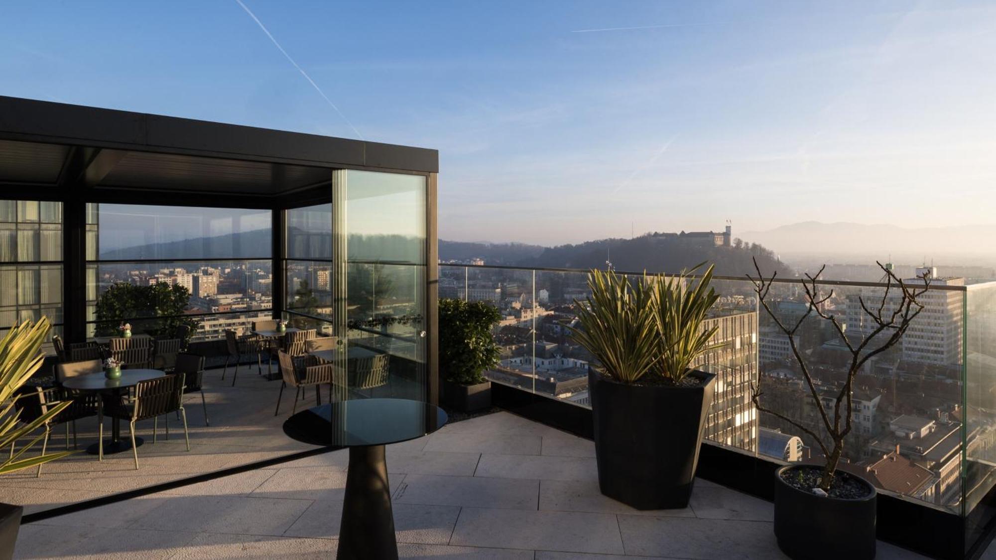 Intercontinental - Ljubljana By Ihg Hotel Exterior foto View from the rooftop
