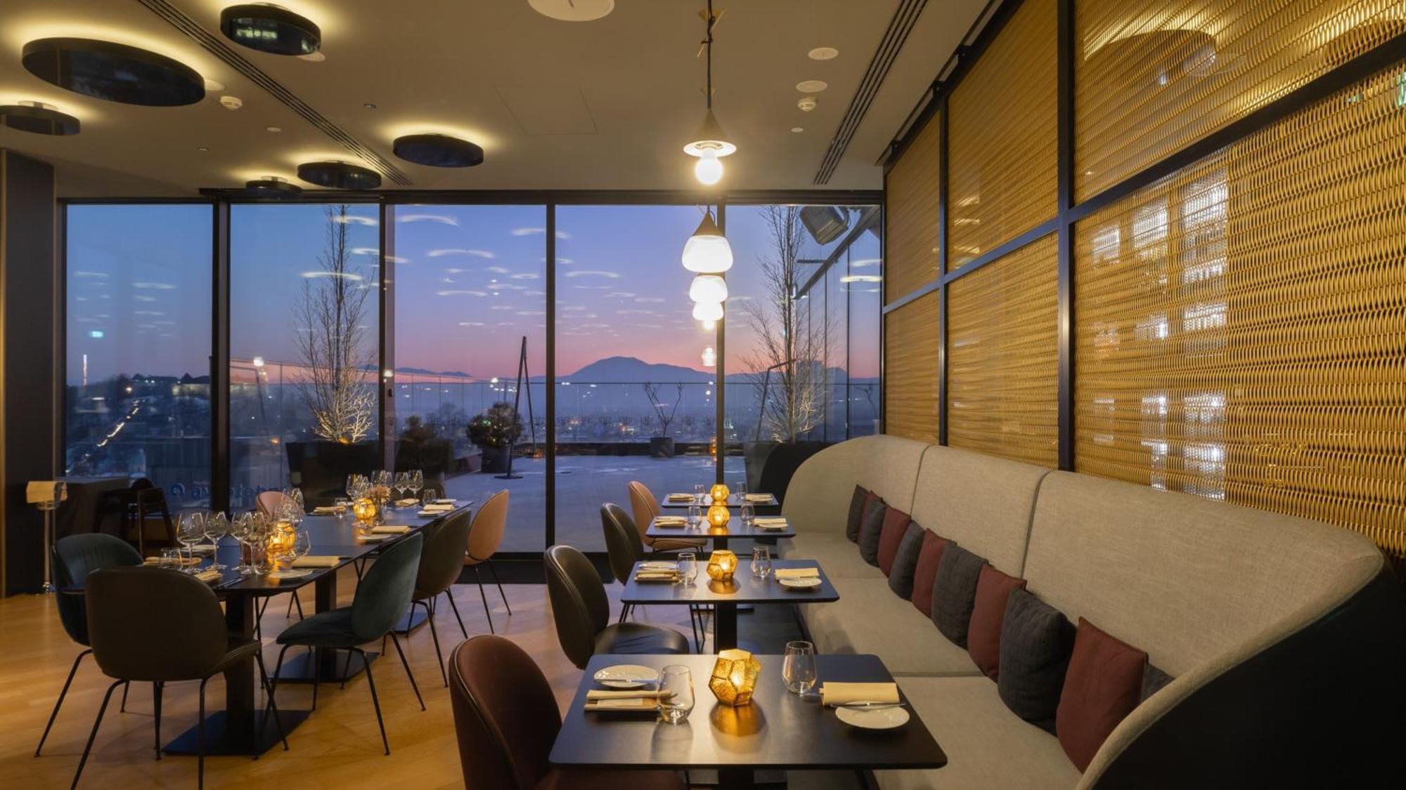Intercontinental - Ljubljana By Ihg Hotel Exterior foto Restaurant